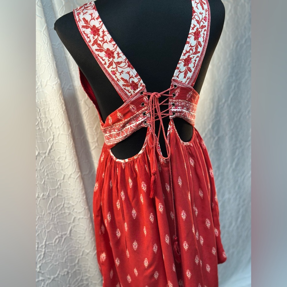 LULUS- Boho Red 🌹Floral Deep V-Neck Mini Dress (L) - Picture 8 of 13